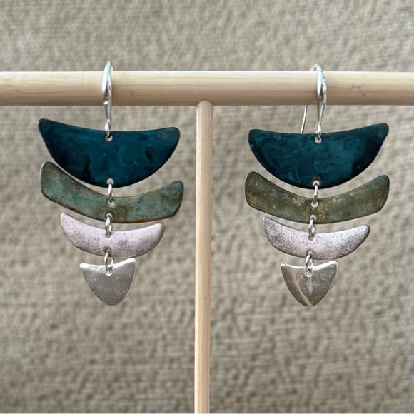 Robert Lee Morris Soho Patina Chandelier Fishtail Earrings - Picture 14 of 16